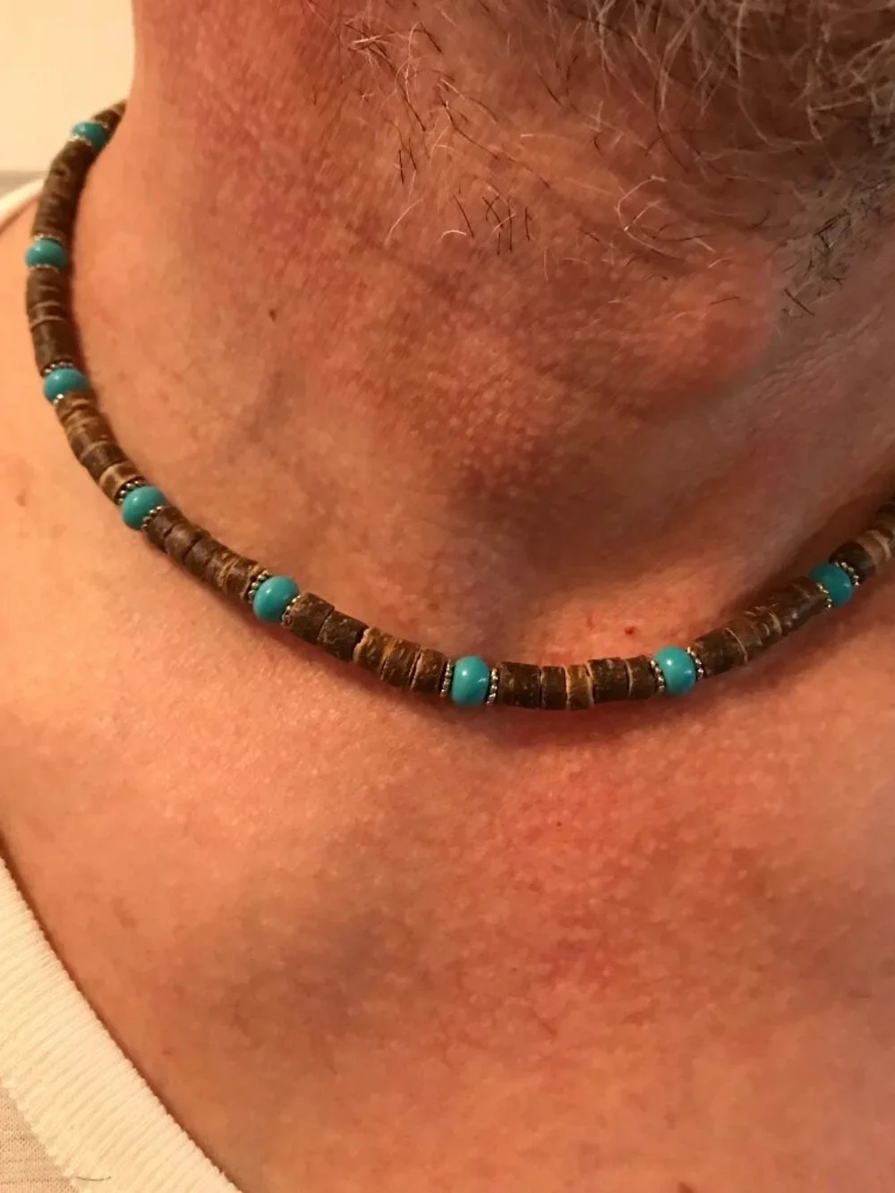 Men's Wood and Turquoise Colored Choker Strong Magnetic Clasp Handmade NEW